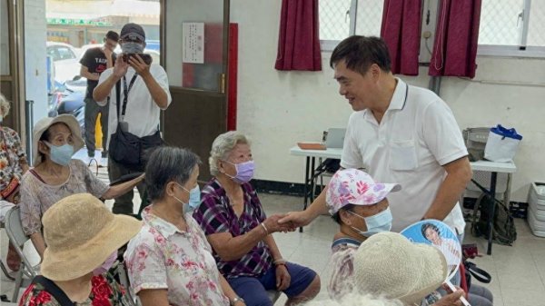 融合配资 基层党员建议“邀郑丽文当第一副主席”， 郝龙斌：不能私相授受